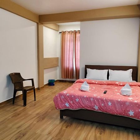 Aroma Inn ชิลลอง ภายนอก รูปภาพ